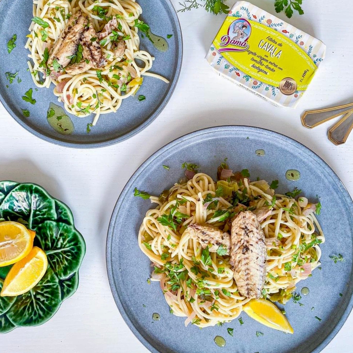 Skumbriju file bioloģiskā pirmā spieduma olīveļļā ar citrusaugļu timiānu (BIO) | Dama